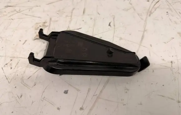 Porsche Cayenne (92A) Headlight/headlamp dust cover CAY2ZAS4 970631103
