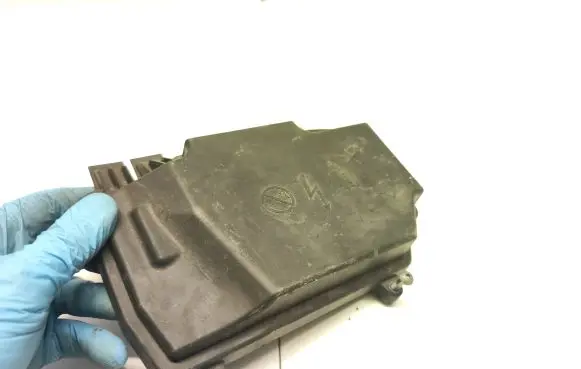 Mercedes-Benz C W205 Fuse box cover A2055400182