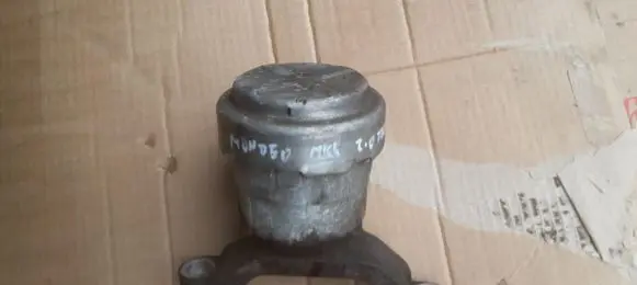 Ford Mondeo MK IV Engine mount vacuum valve 