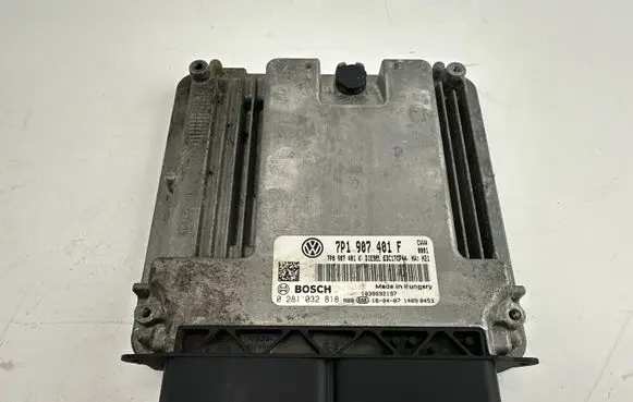 Volkswagen Touareg II Engine control unit/module ECU 7P1907401F 7P0907401K 0281032818