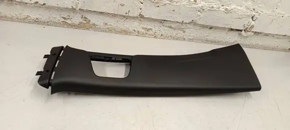 Mercedes-Benz GLB x247 (B) pillar trim (top) A2476903100