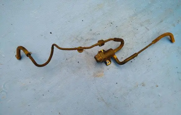 Mazda 6 Vacuum valve 8200762162