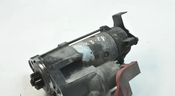 Jaguar S-Type Starter motor 4R8311001AC