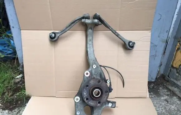 Audi A6 Allroad C7 Front wheel hub spindle knuckle 8K0407258AB