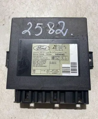 Ford Focus Comfort/convenience module 5WK47220B