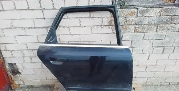 Audi A6 S6 C5 4B Rear door