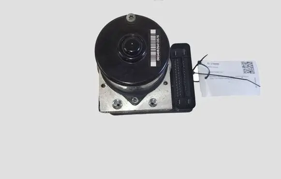 Volvo V50 ABS Pump 30794728 4N512C405GB