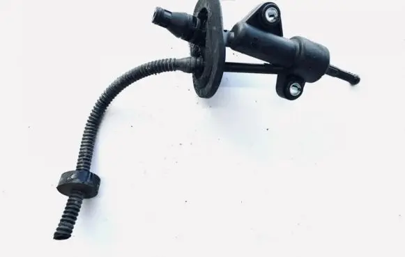 Opel Corsa D Clutch master cylinder 55190993