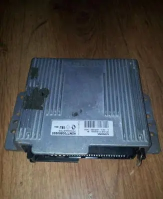 Renault Laguna I Engine control unit/module s103715202b HOM7700860925