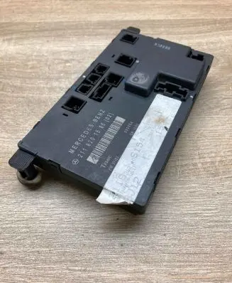 Mercedes-Benz E W211 Door control unit/module 2118201585 355554