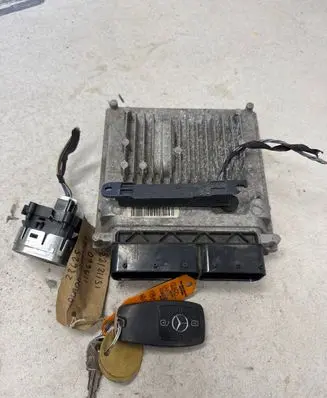 Mercedes-Benz Sprinter W907 W910 Engine control unit/module A6519003603 A6519013302