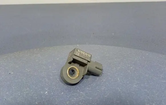 Volvo V40 Airbag deployment crash/impact sensor 31387891