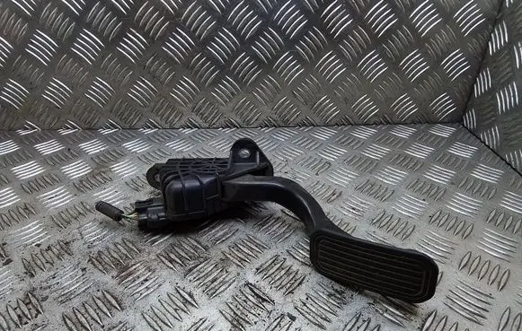 Toyota Prius (XW20) Accelerator throttle pedal 7812047050 1988003200