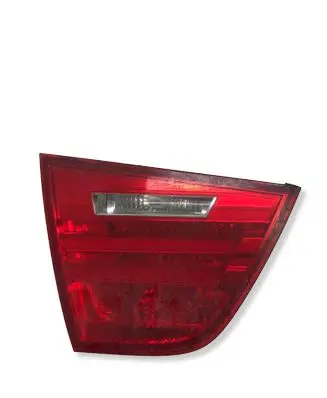 BMW 3 E90 E91 Tailgate rear/tail lights 7154161