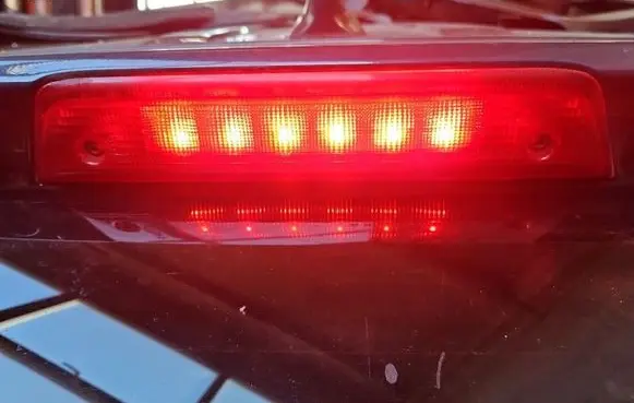 Fiat Freemont Third/center stoplight 05116302AD IMPRK1559426