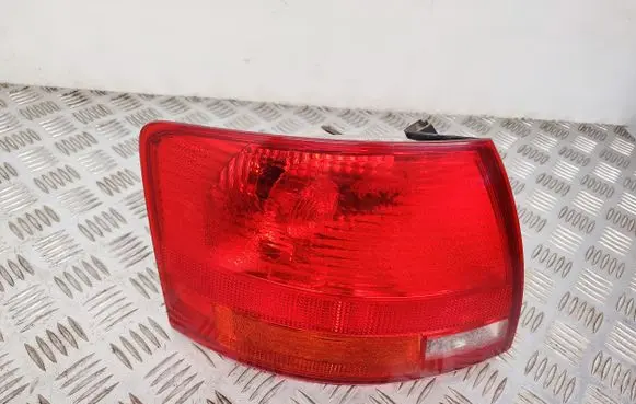 Audi A4 S4 B7 8E 8H Rear/tail lights 8E9945095E