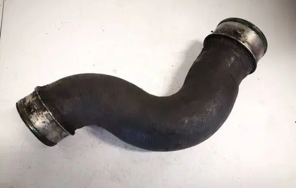 Skoda Octavia Mk2 (1Z) Intercooler hose/pipe 1k0145832e
