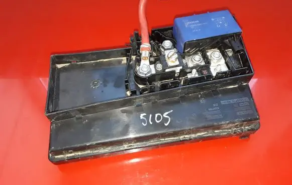 Volvo V40 Fuse module 31409547 E03632100 58CT11F00