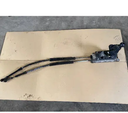 Volkswagen Golf IV Gear shifter/selector 1J0711611A