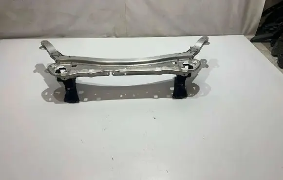 Mercedes-Benz E W213 Radiator support slam panel