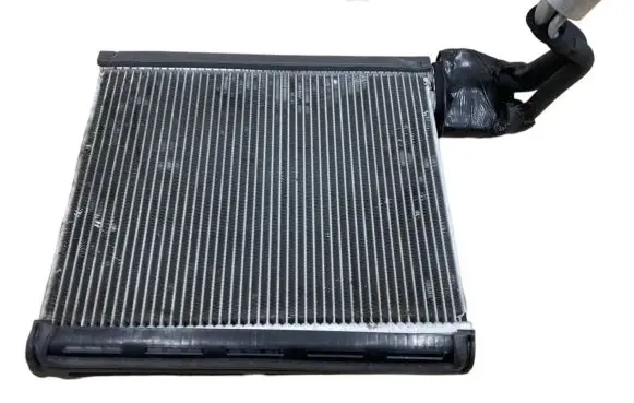 Air conditioning (A/C) radiator (interior)