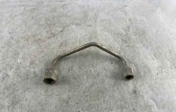 Fuel injector supply line/pipe