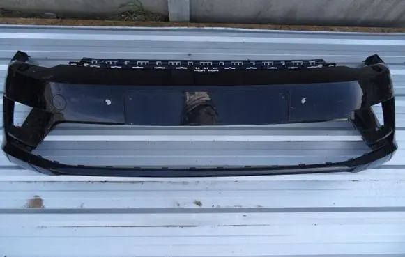 Volkswagen Golf Sportsvan Front bumper R16P1