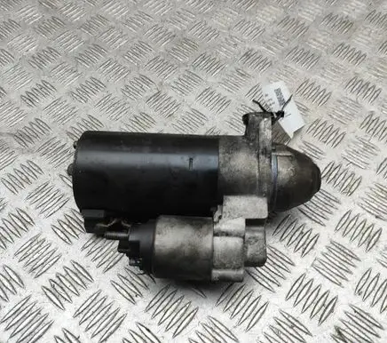 Mercedes-Benz E W212 Starter motor A6519062300 0001149400