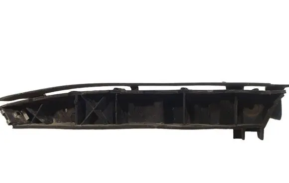 Audi A3 S3 8L Front bumper mounting bracket 8L0807184D