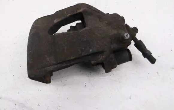 Skoda Octavia Mk1 (1U) Front brake caliper