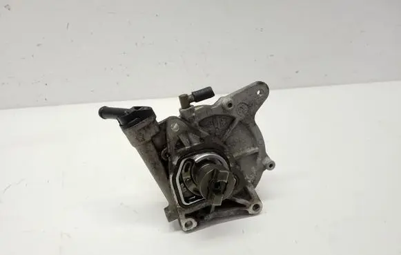 Hyundai ix35 Vacuum pump 288102F000