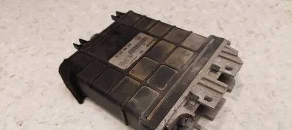 Volkswagen PASSAT B4 Engine control unit/module 028906021AK 28SA2672 0281001312