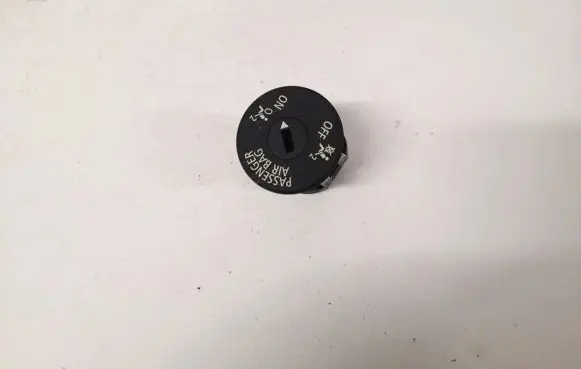 BMW X1 E84 Passenger airbag on/off switch 919688604 6131919688604