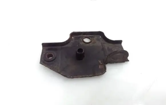 Toyota Avensis T270 Radiator mount bracket 