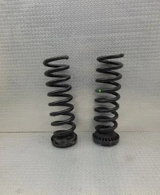 Mercedes-Benz C W205 Rear coil spring