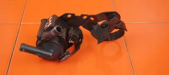 Peugeot RCZ Water pump 9806790780 5FU