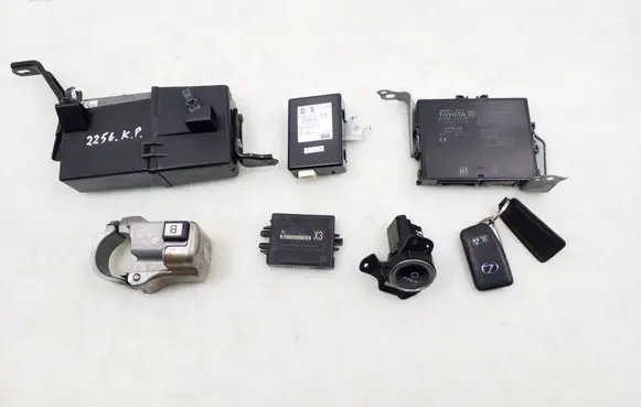 Lexus IS III XE30 Engine ECU kit and lock set 