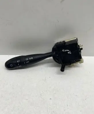 Suzuki Grand Vitara II Indicator stalk 173744