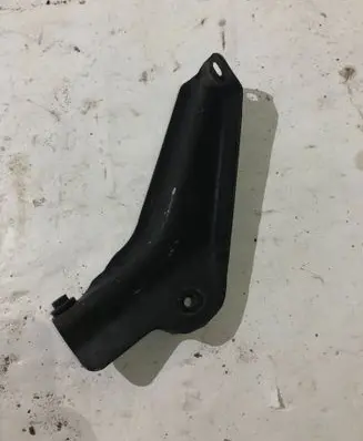 BMW 5 E60 E61 Other engine bay part 7117646