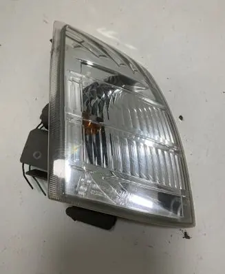Nissan X-Trail T30 Front indicator light WY21W12V21W
