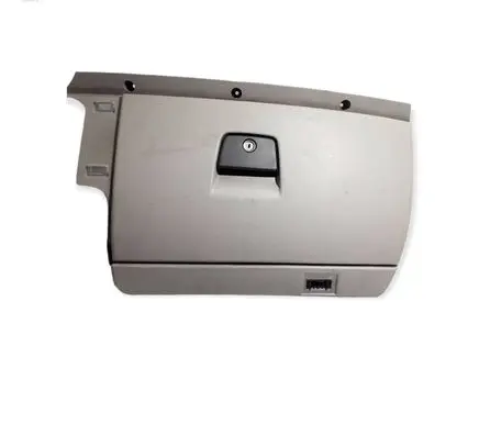 Volvo V50 Glove box 8626141