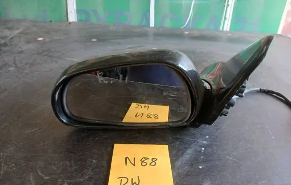 Peugeot 206 Front door electric wing mirror
