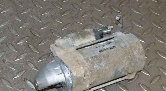 Mercedes-Benz Sprinter W906 Starter motor A6519060026