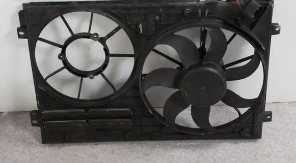 Audi TT TTS Mk2 Electric radiator cooling fan 1K0121223