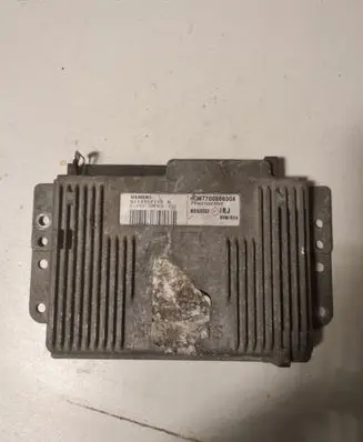 Renault Megane I Engine control unit/module S113717113D 7700868304