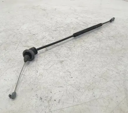 Skoda Octavia Mk2 (1Z) Front door cable line 