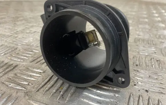 Mercedes-Benz A W169 Mass air flow meter A0000943348 5WK97026 1525A001