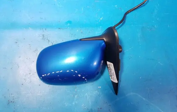 Nissan Micra Front door electric wing mirror