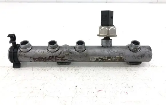 Volkswagen Touareg I Fuel main line pipe 059130089AB 059130758E