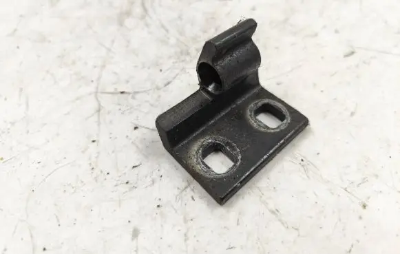 BMW X5 E53 Rear door lower hinge 415282651689